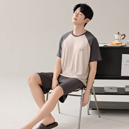 Lai Sai Er Tian Xue Si Men's Pajamas